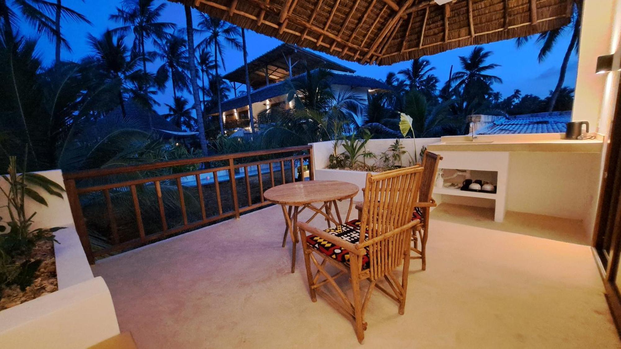 Aluna Paje Exterior photo
